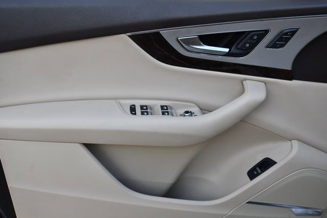 Used 2019 Audi Q7 2.0T Premium Plus w/ Premium Plus Package AWD/4WD image 18
