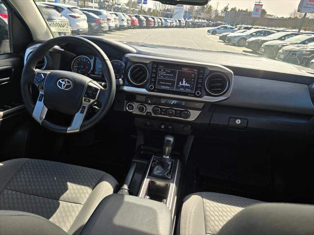 Certified 2023 Toyota Tacoma SR5 AWD/4WD image 15