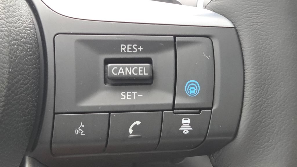 Used 2023 INFINITI QX60 Luxe w/ Cargo Package AWD/4WD image 33