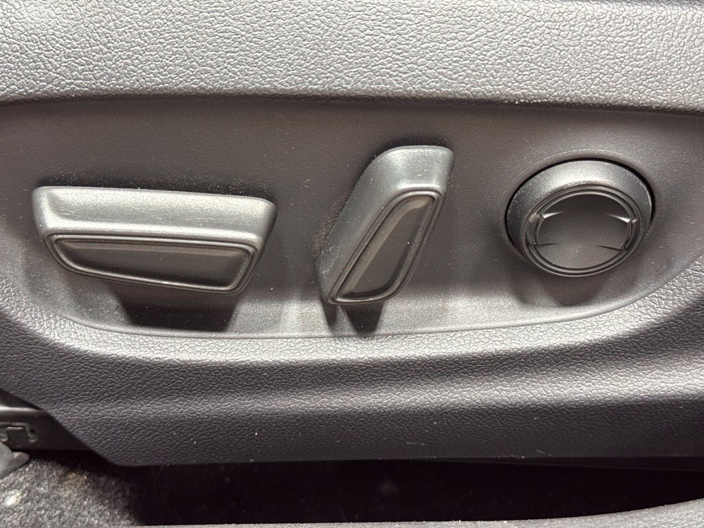Used 2021 Toyota Corolla XSE FWD image 11