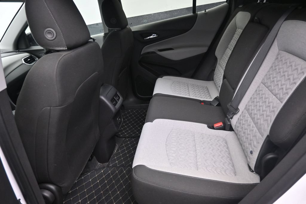 Used 2024 Chevrolet Equinox LS w/ Sport Edition FWD image 14