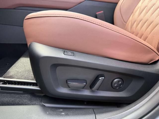 New 2026 Mitsubishi Outlander SEL AWD/4WD image 18