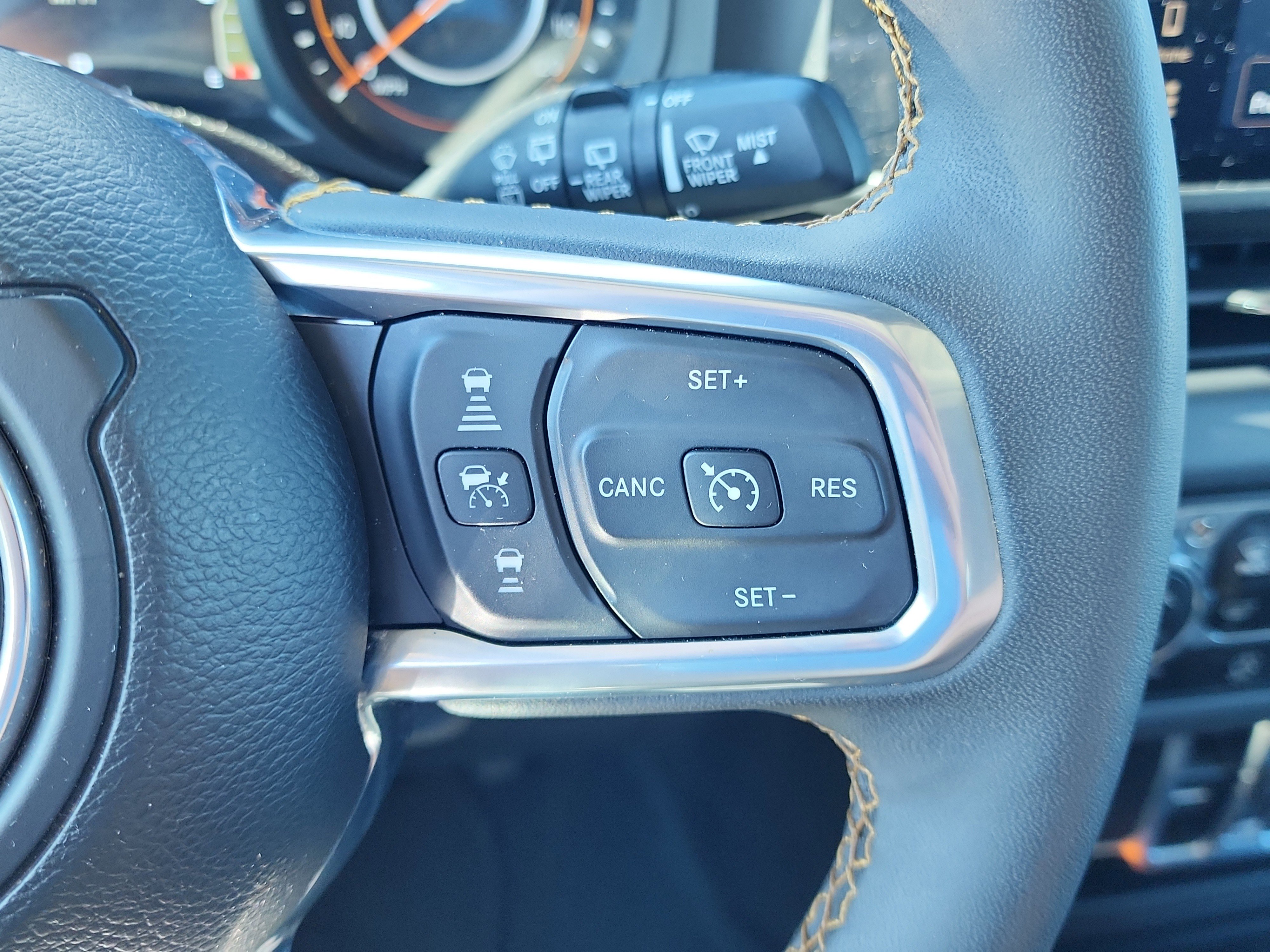 Used 2024 Jeep Wrangler Sahara image 20