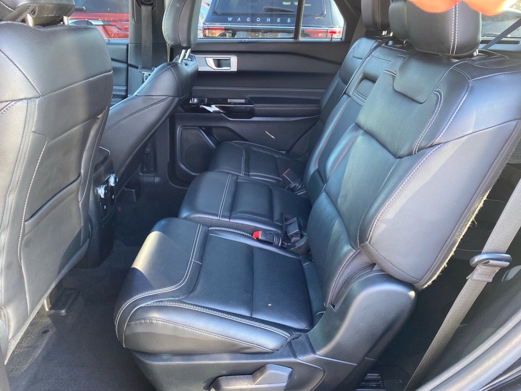 Used 2022 Ford Explorer ST w/ ST Street Pack image 24
