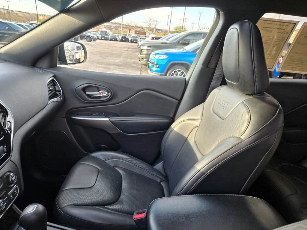 Used 2019 Jeep Cherokee High Altitude image 29