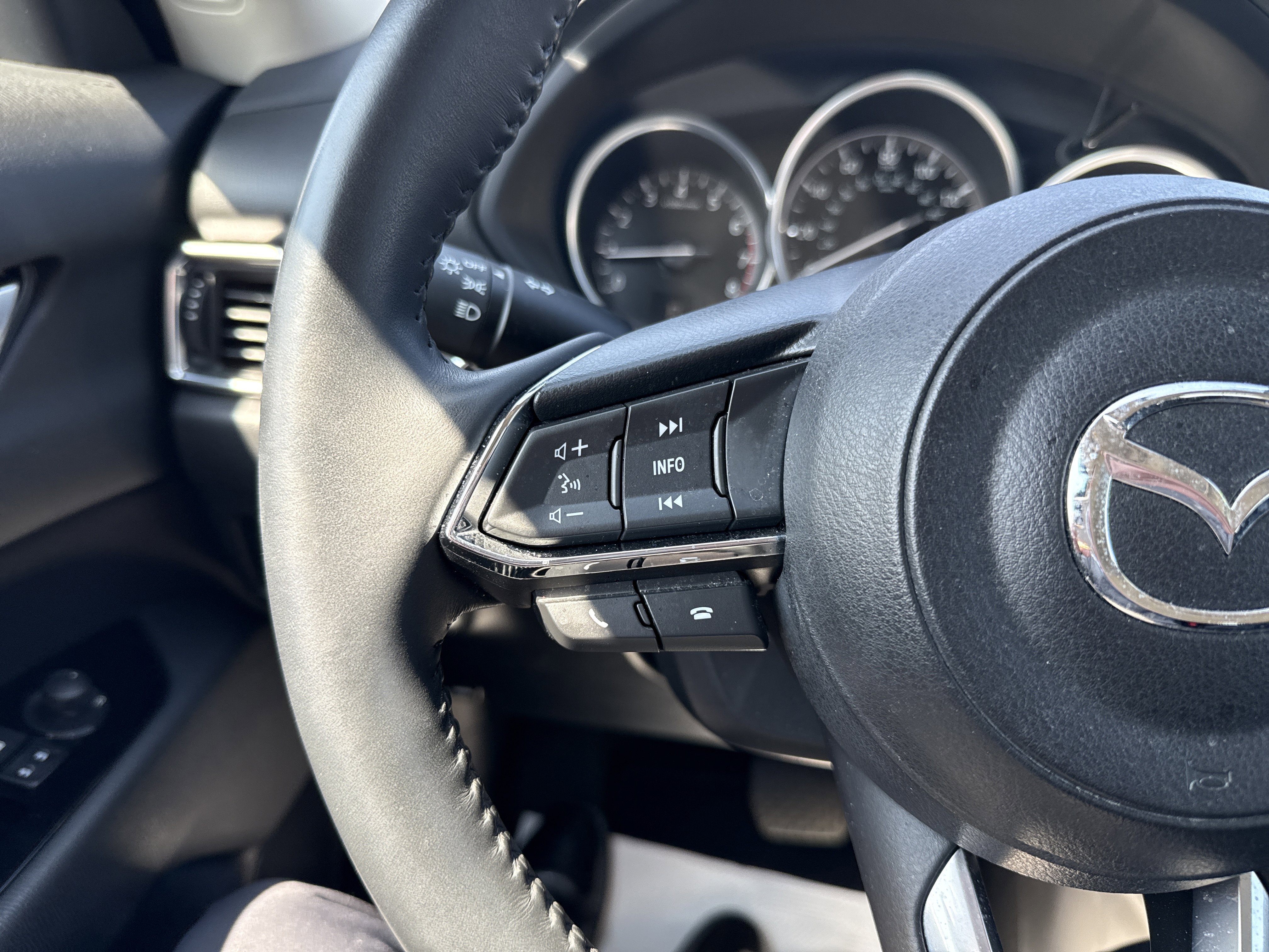 Used 2019 MAZDA CX-5 Sport image 18