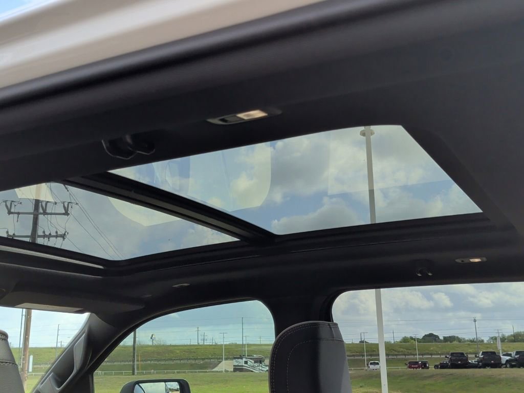 Used 2025 RAM 1500 Laramie w/ Laramie Southwest Edition image 26