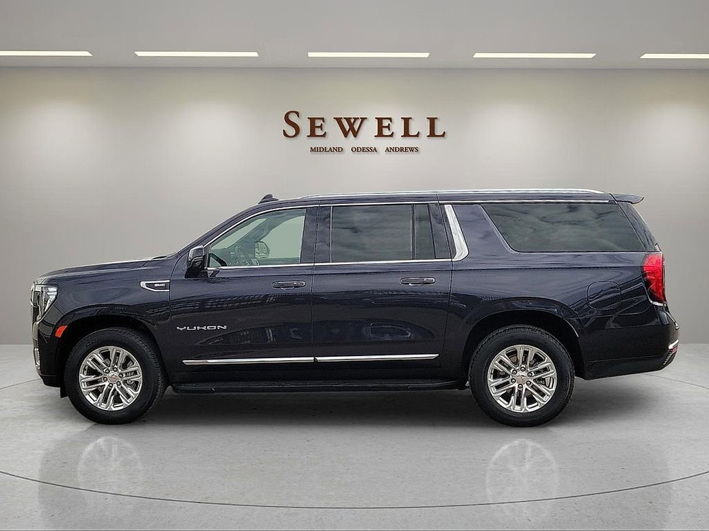 Used 2024 GMC Yukon XL SLT w/ SLT Luxury Package AWD/4WD image 2