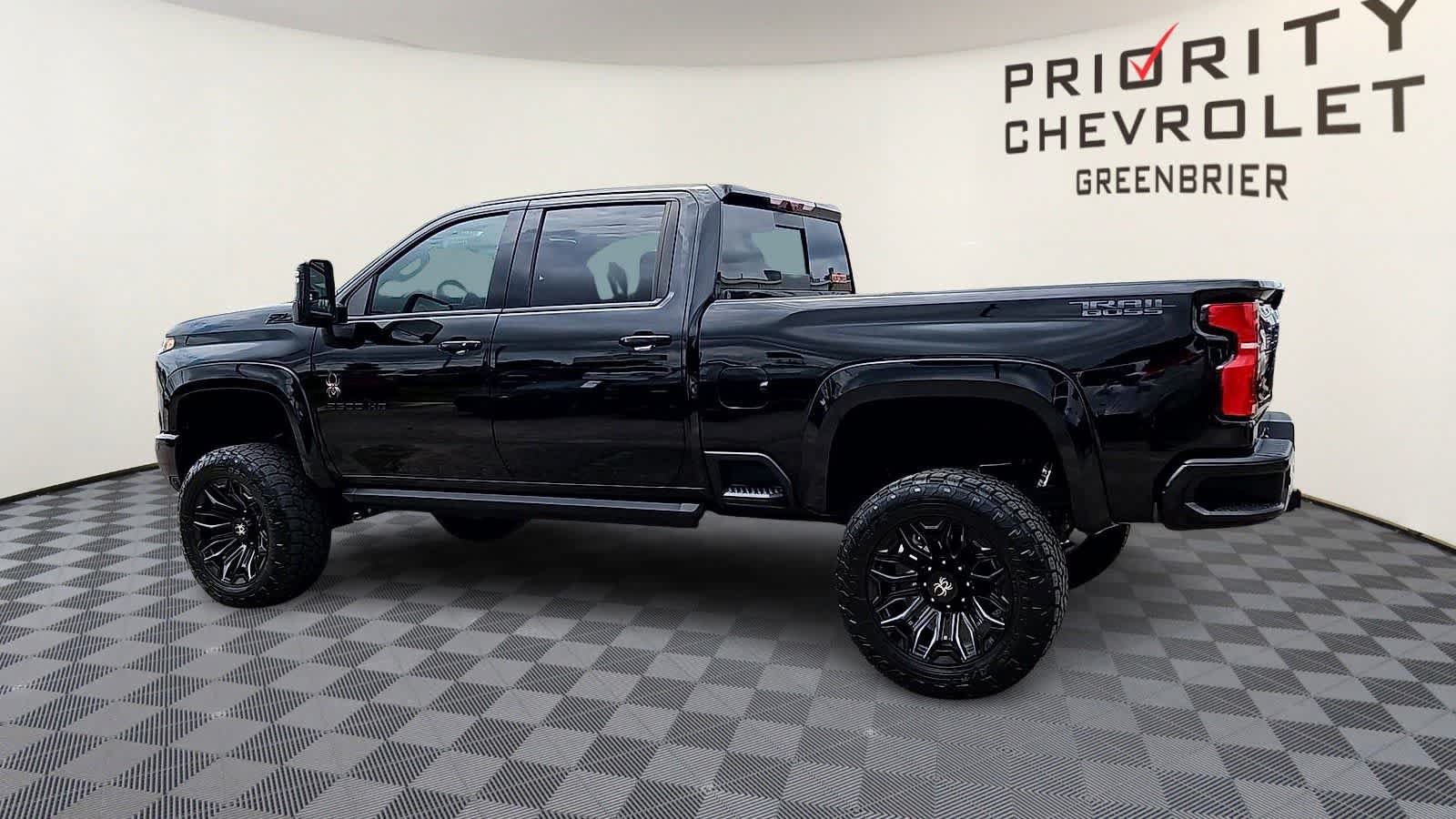 Used 2025 Chevrolet Silverado 2500 LTZ w/ Trail Boss Package AWD/4WD image 6