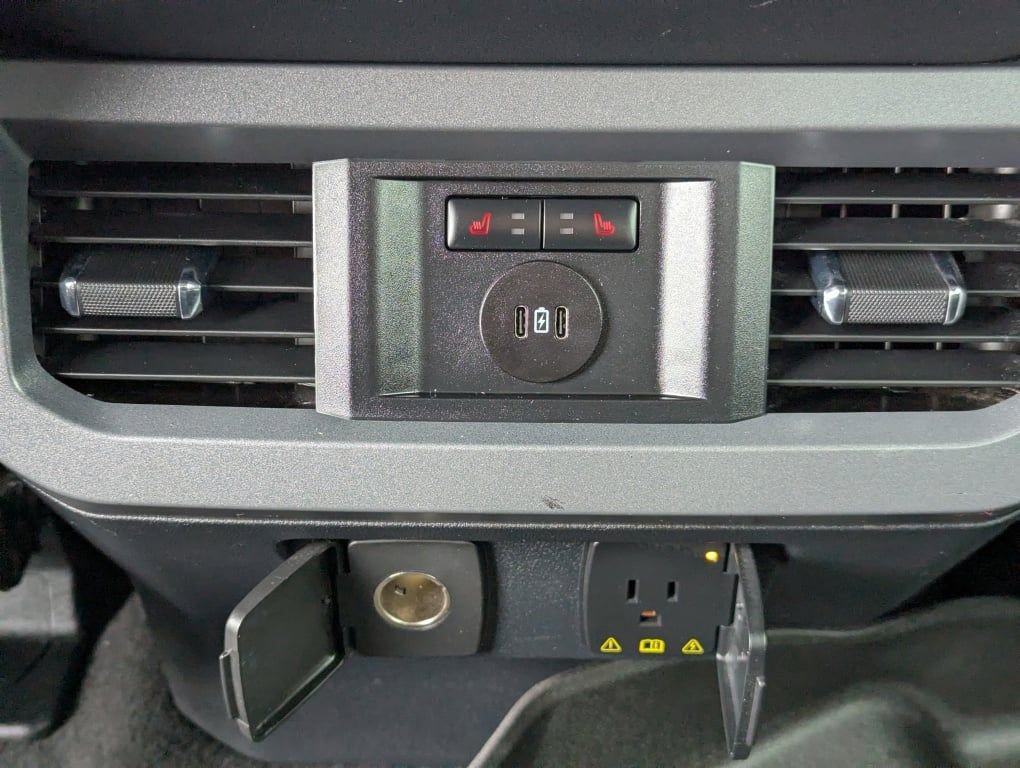 Used 2024 Ford F350 Lariat w/ Lariat Ultimate Package image 21