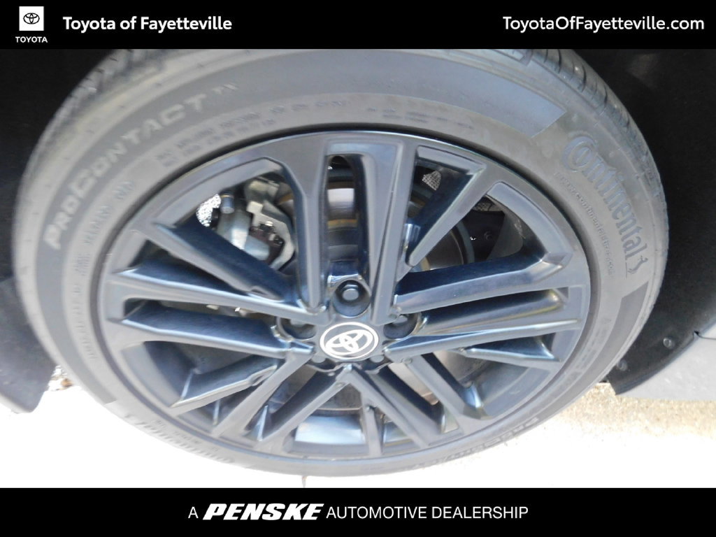 Certified 2025 Toyota Camry SE FWD image 7