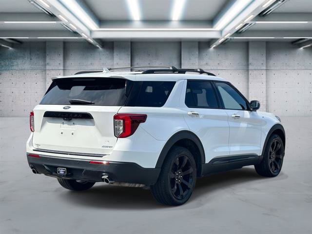 Used 2023 Ford Explorer ST-Line w/ Class IV Trailer Tow Package AWD/4WD image 5