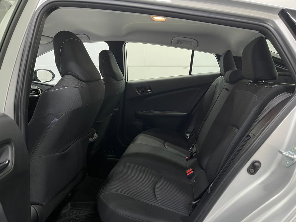 Used 2020 Toyota Prius Prime LE image 27