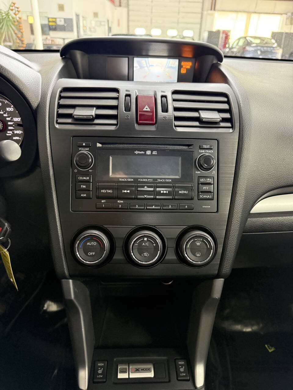 Used 2015 Subaru Forester 2.5i Limited AWD/4WD image 26