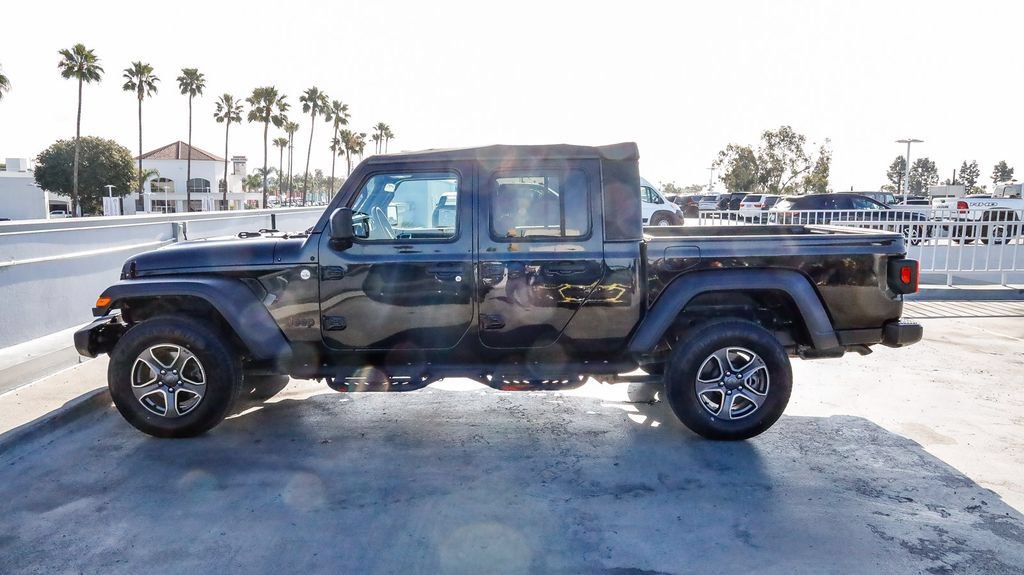Used 2021 Jeep Gladiator Sport AWD/4WD image 14