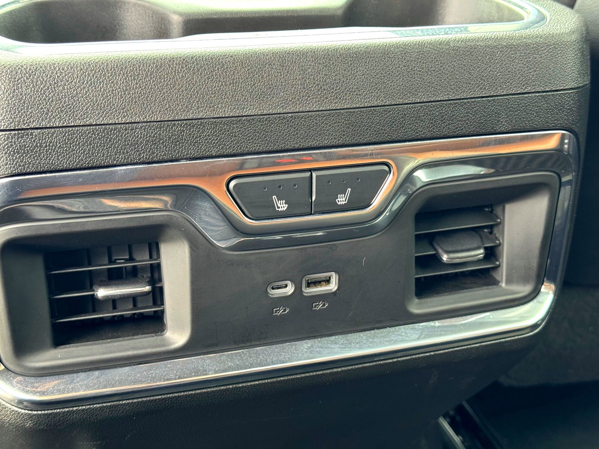 Used 2024 GMC Sierra 2500 Denali Ultimate image 23