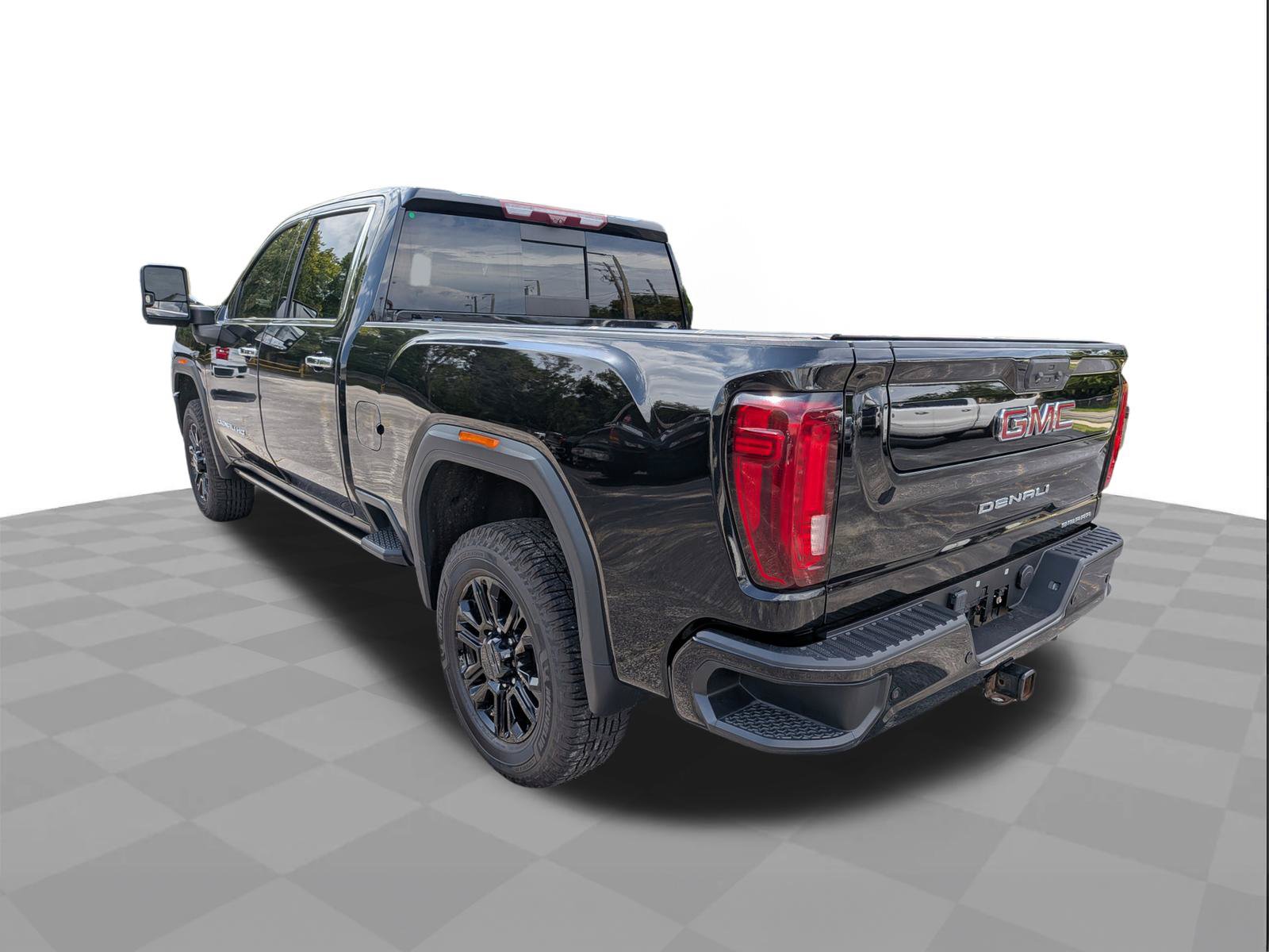 Certified 2021 GMC Sierra 2500 Denali w/ Denali Black Diamond Edition AWD/4WD image 6