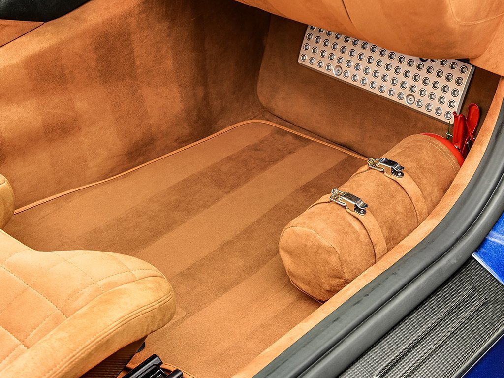 Used 2024 Ferrari 812 Competizione A image 22