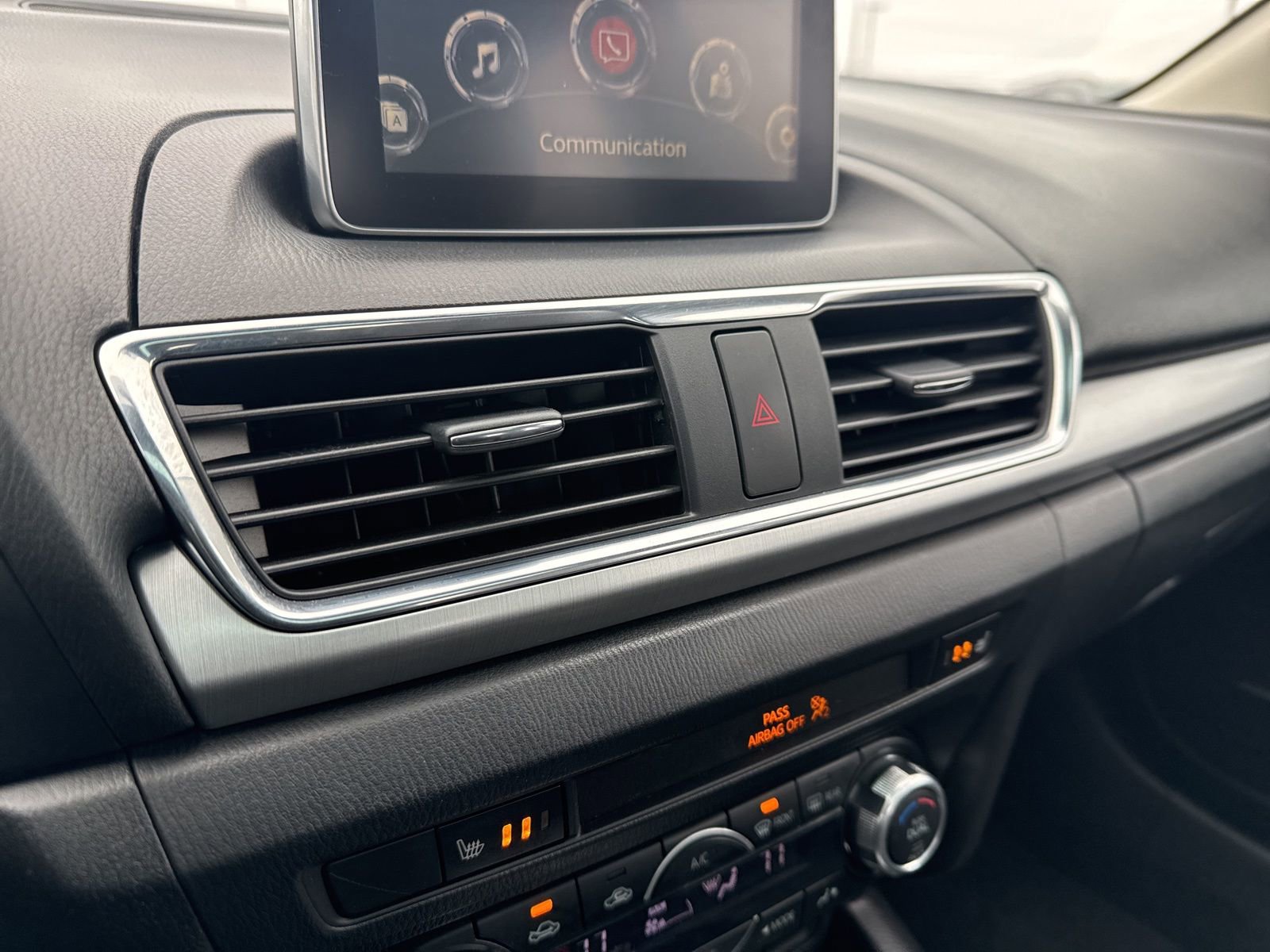 Used 2014 MAZDA MAZDA3 s Grand Touring image 20