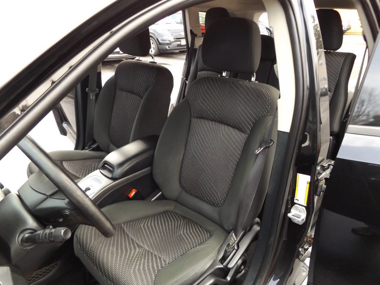 Used 2012 Dodge Journey SXT image 14