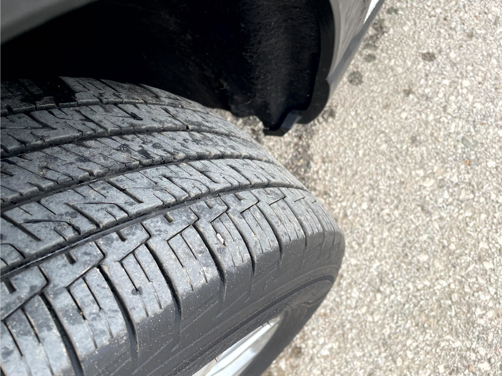 Used 2022 Ford Explorer XLT w/ Equipment Group 202A AWD/4WD image 7