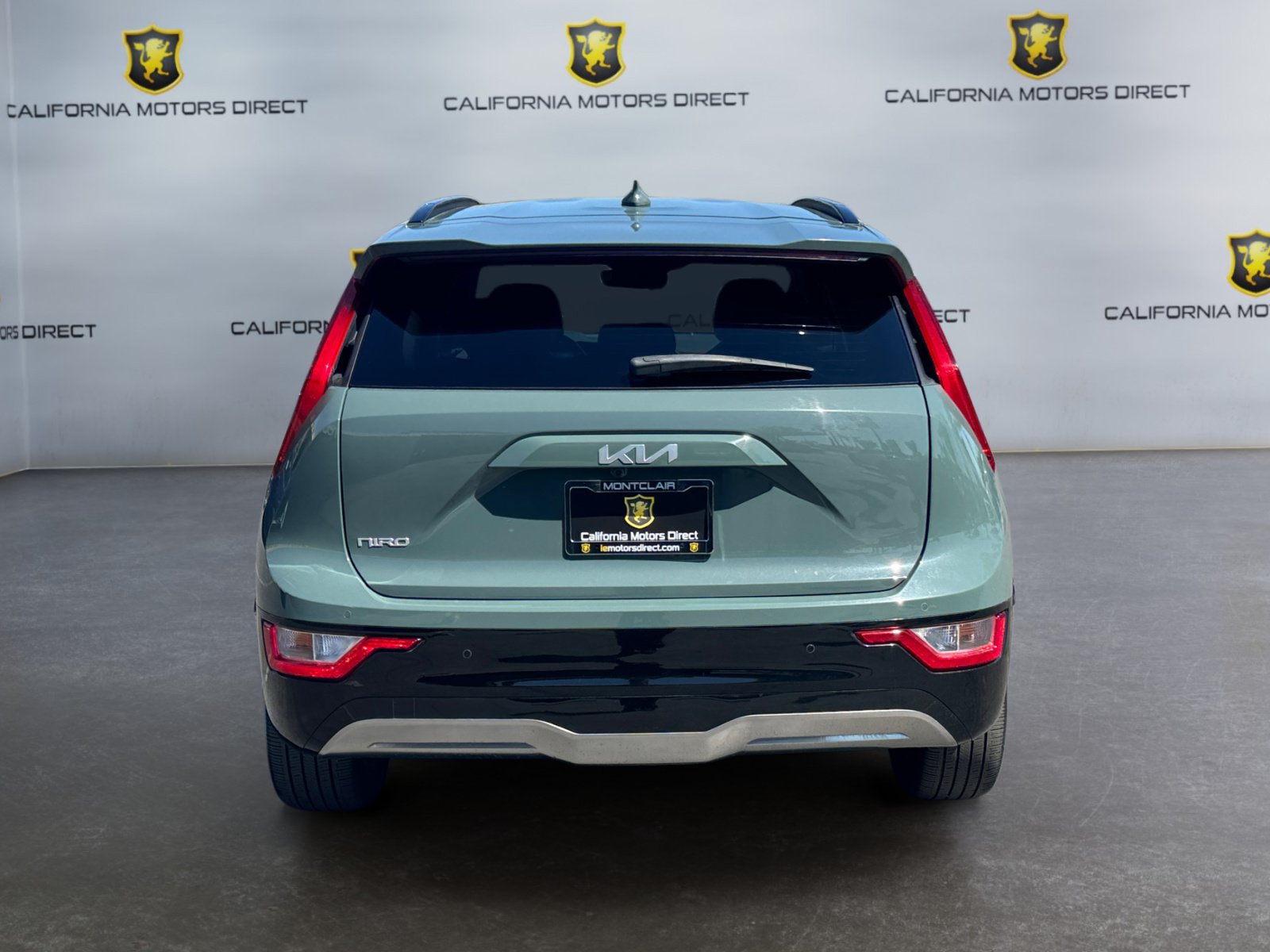 Used 2023 Kia Niro Wind w/ Wind Preserve Package FWD image 4