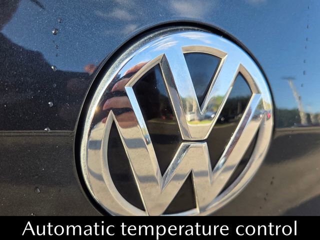 Used 2017 Volkswagen GTI Autobahn image 11