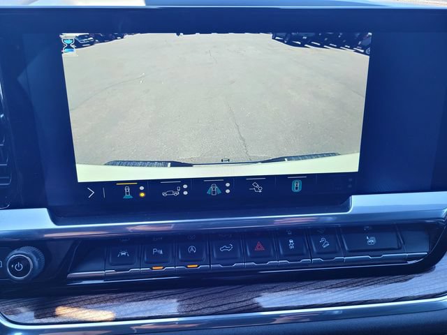 Used 2023 Chevrolet Silverado 1500 LT AWD/4WD image 16