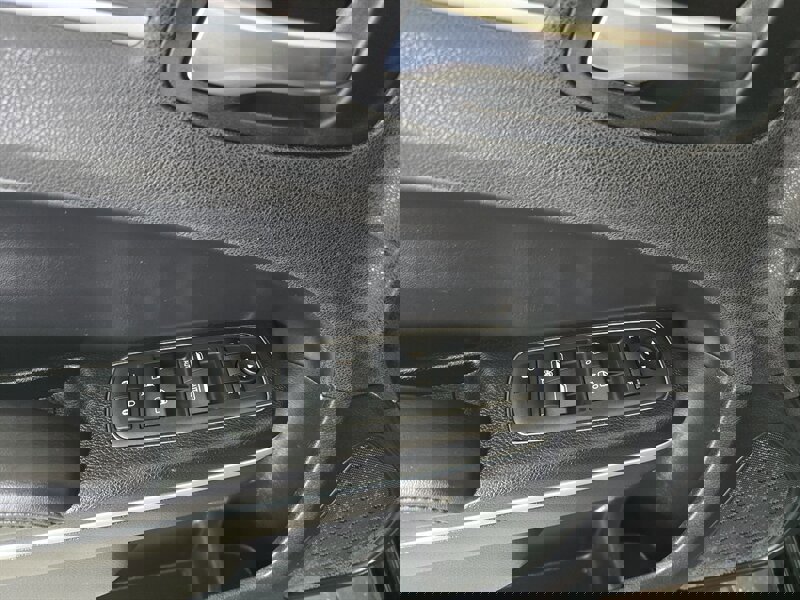 Used 2022 Chrysler 300 Touring L image 17