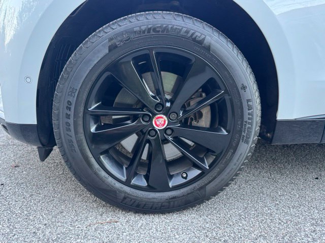 Certified 2021 Jaguar F-PACE R-Dynamic S AWD/4WD image 2