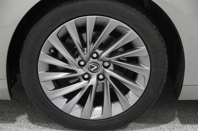 Used 2019 Lexus ES 350 w/ Accessory Package image 22