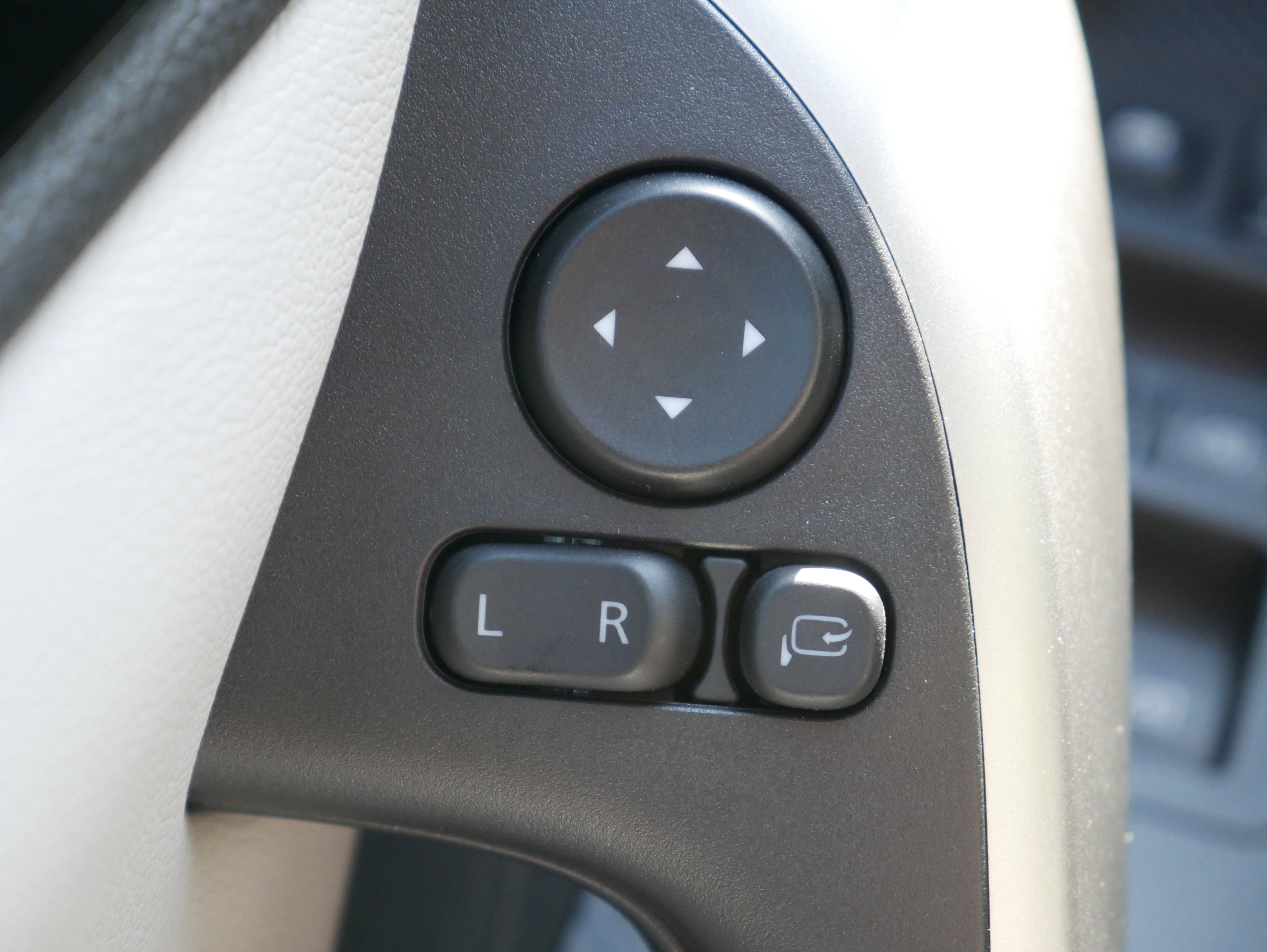 New 2025 Mitsubishi Eclipse Cross SEL image 26