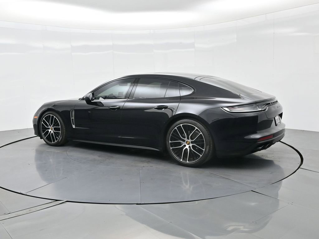 Used 2023 Porsche Panamera Platinum Edition image 9