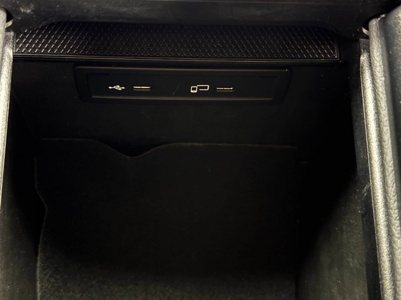 Used 2020 Mercedes-Benz GLC 300 image 32