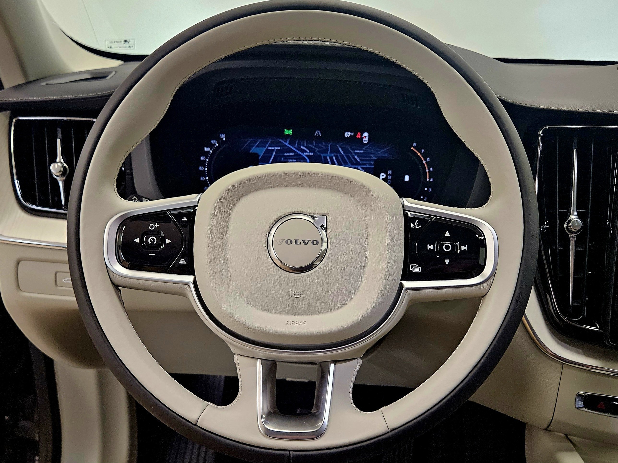 New 2026 Volvo XC60 B5 Ultra w/ Protection Package Premier AWD/4WD image 47