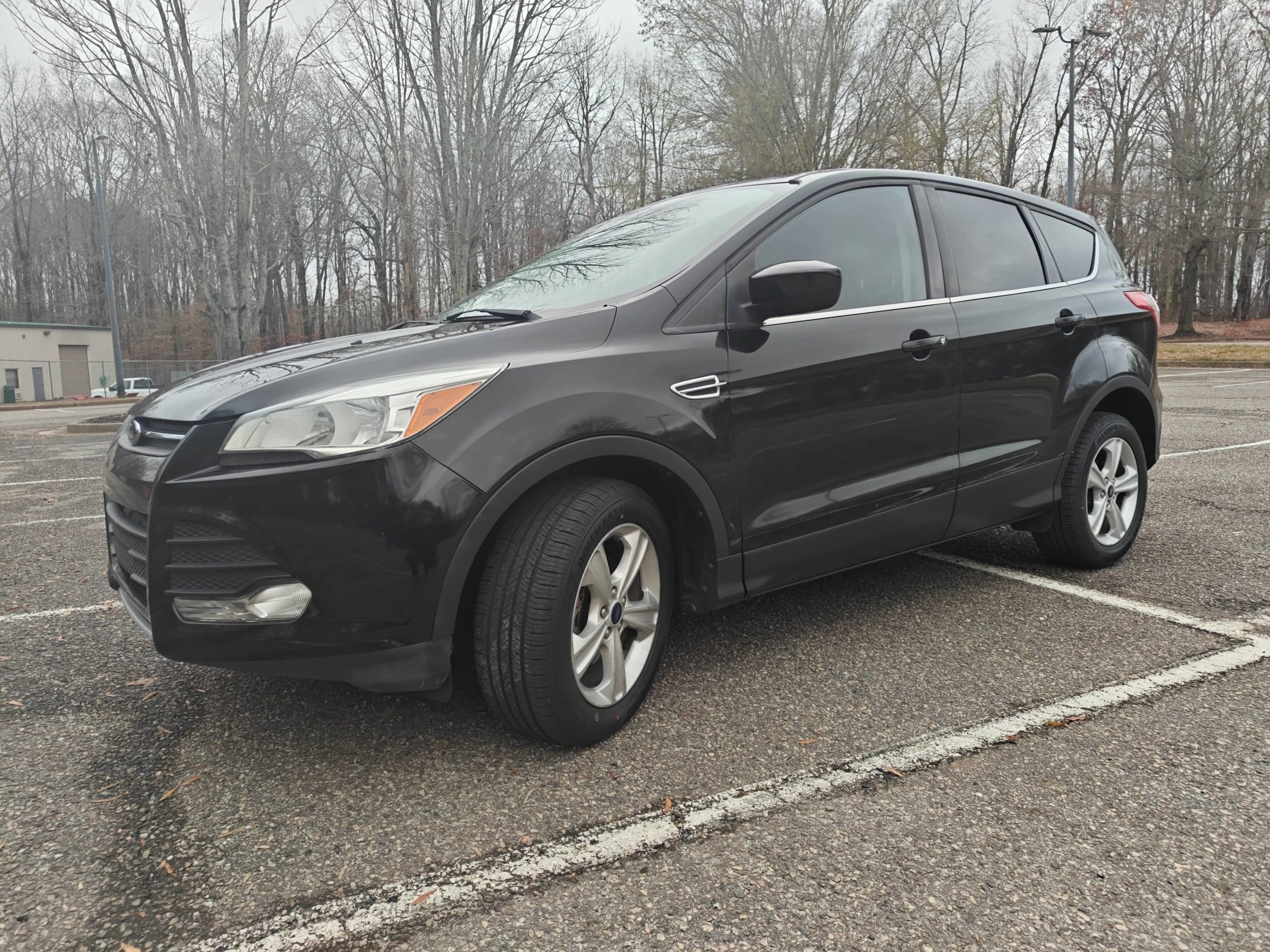 Used 2014 Ford Escape SE FWD image 2