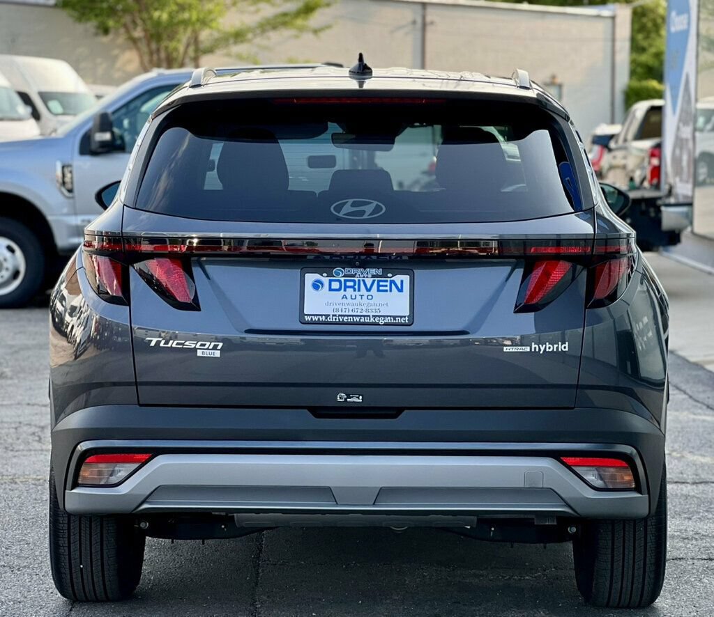 Used 2025 Hyundai Tucson Blue AWD/4WD image 33