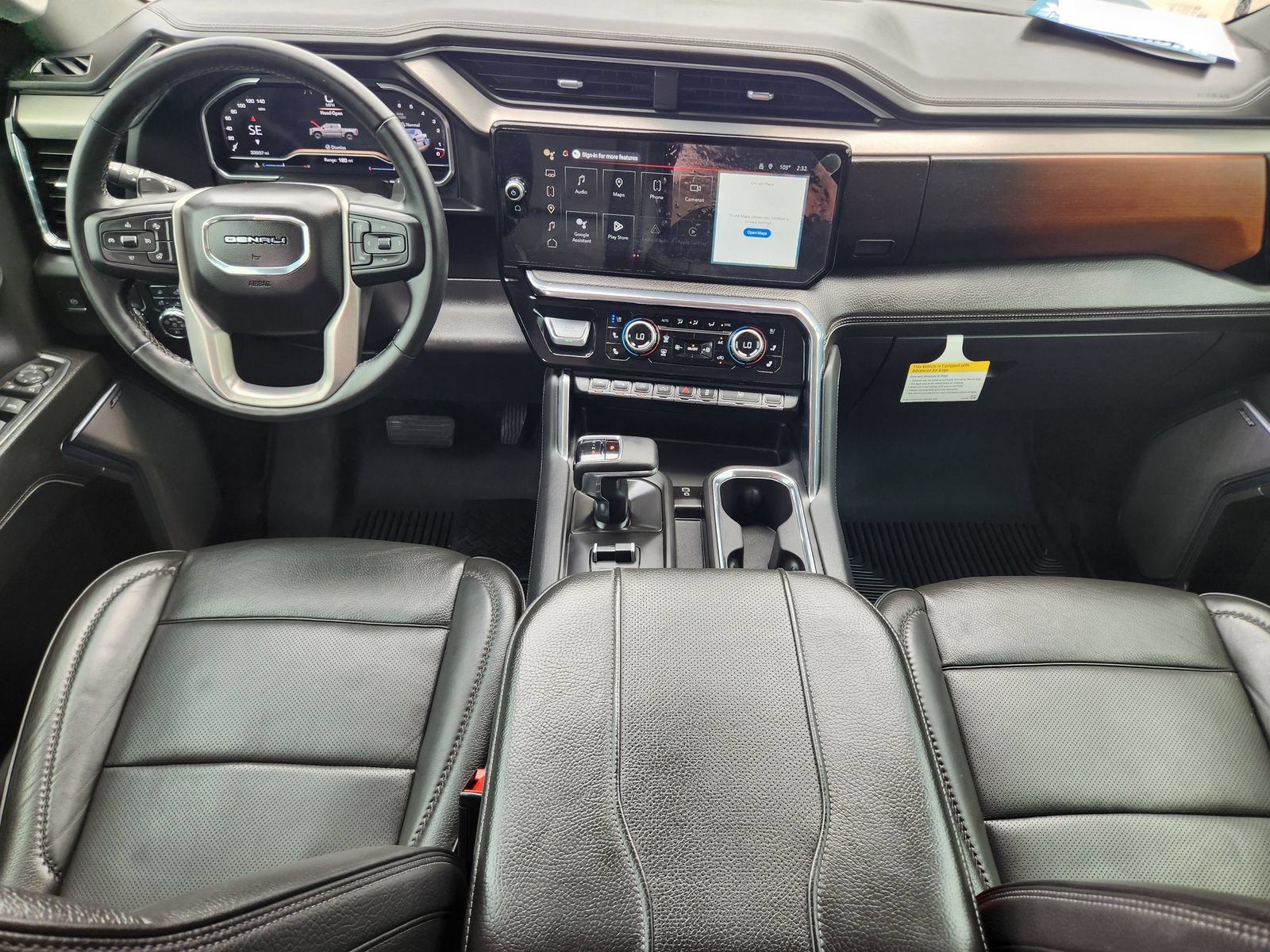 Used 2024 GMC Sierra 1500 Denali RWD image 29