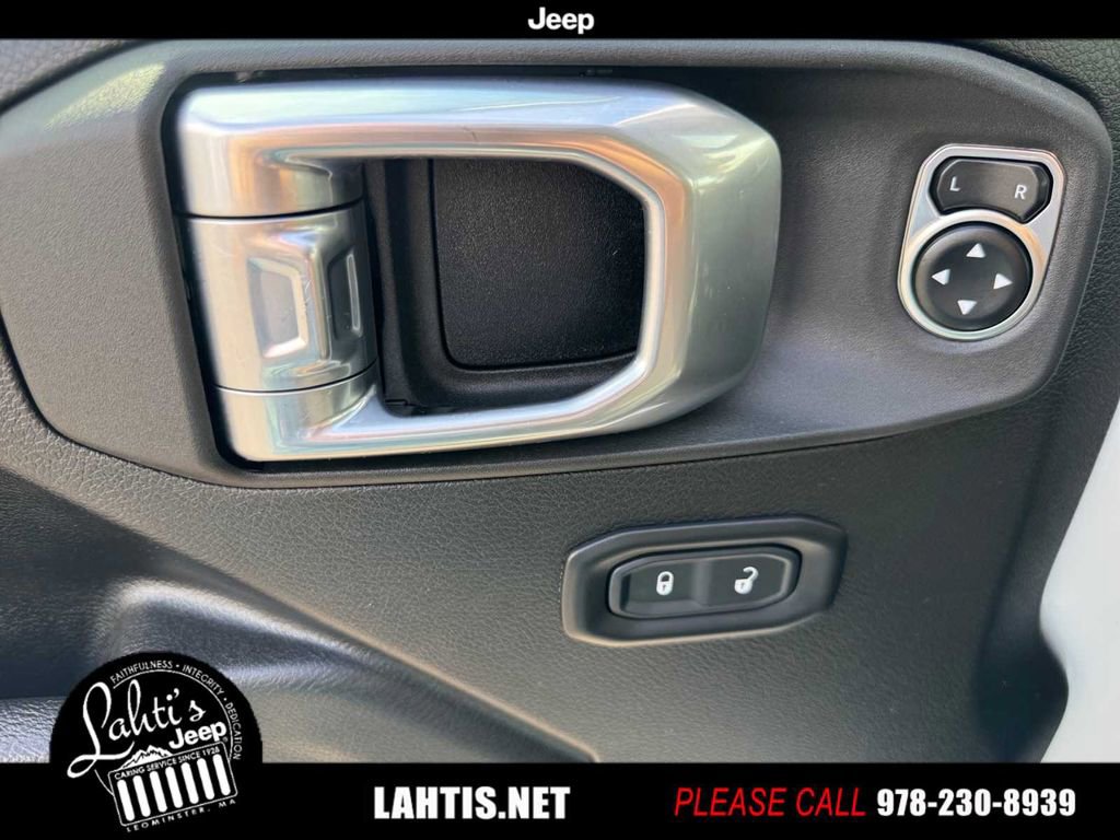 Used 2024 Jeep Wrangler Unlimited w/ Convenience Group image 26