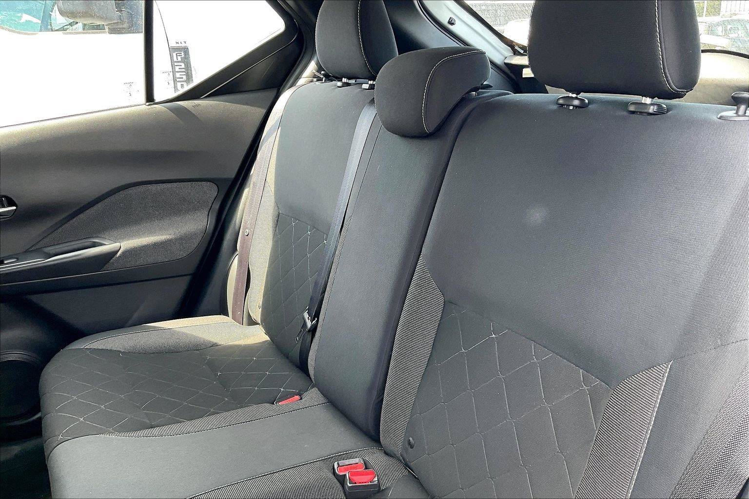 Certified 2019 Nissan Kicks SV FWD image 5