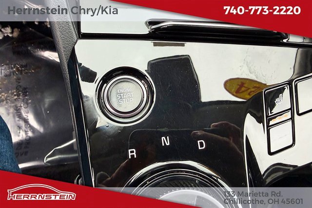 Used 2024 Kia Sportage EX image 19