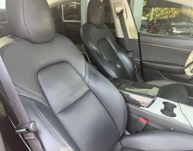 Used 2020 Tesla Model 3 Standard Range Plus RWD image 18