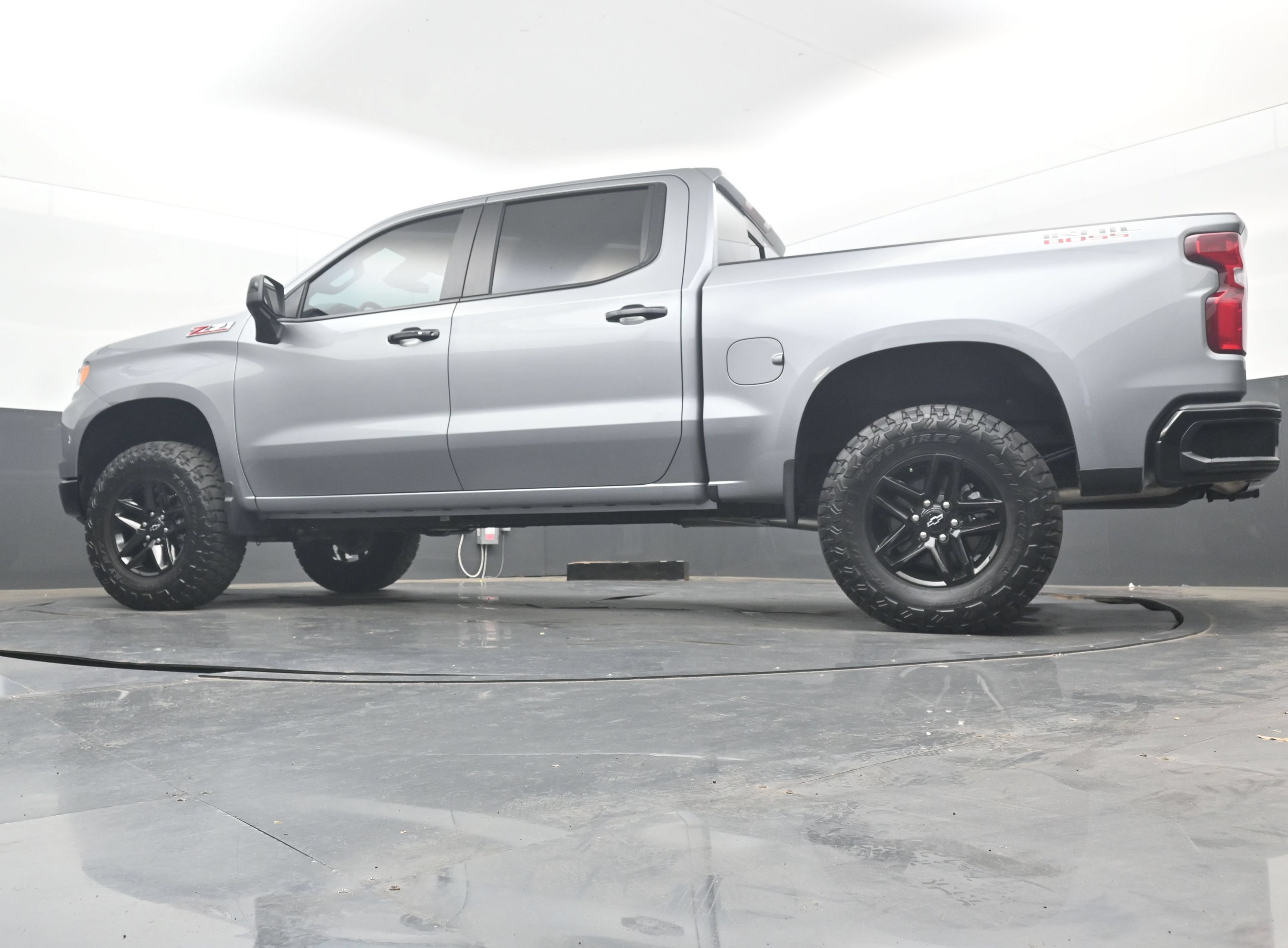 Used 2026 Chevrolet Silverado 1500 LT Trail Boss w/ LT Trail Boss Premium Package AWD/4WD image 26