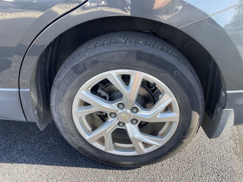 Used 2018 Chevrolet Equinox LT w/ Sun & Infotainment Package AWD/4WD image 8