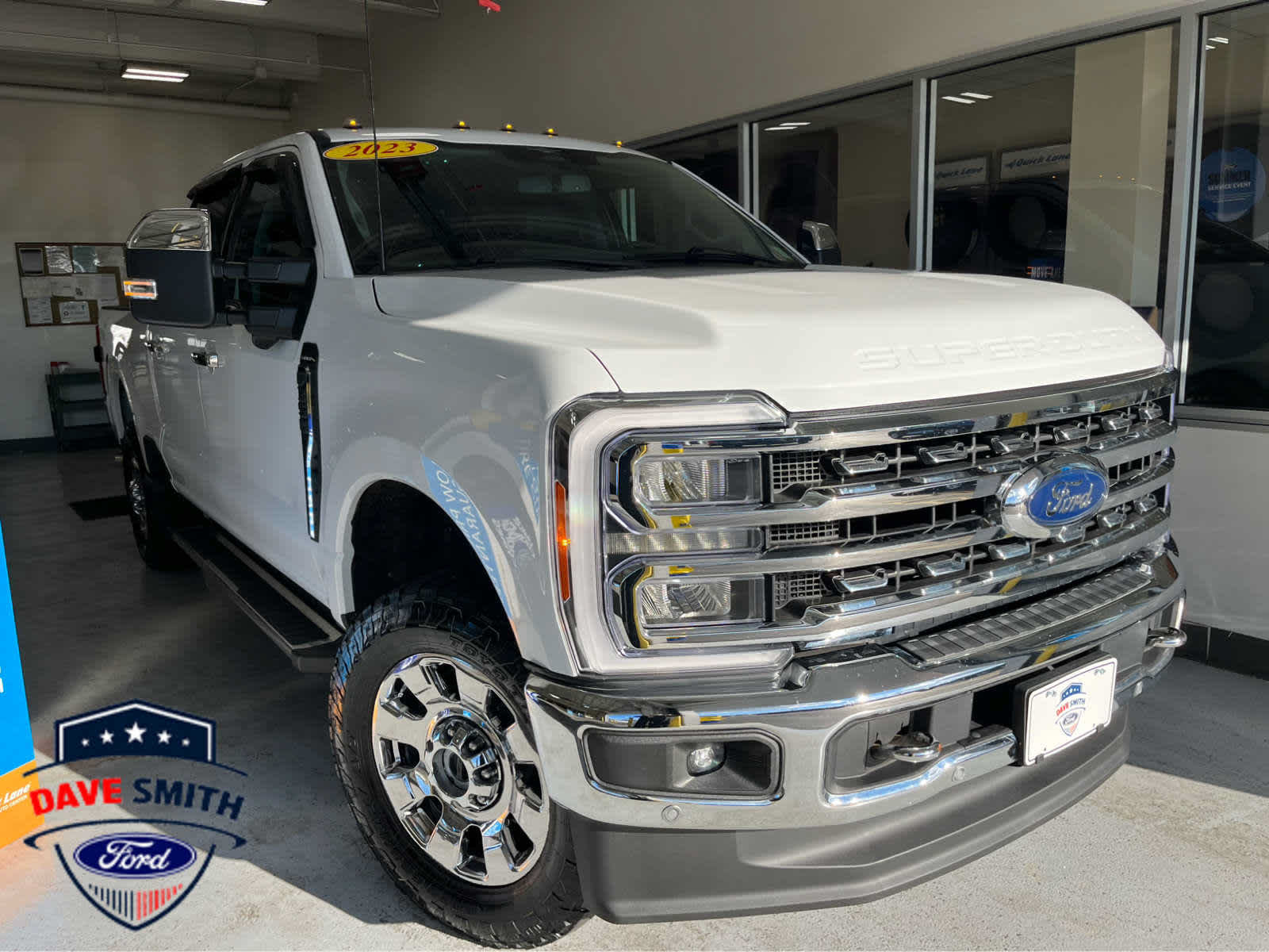 Used 2023 Ford F350 Lariat w/ Tow Technology Package AWD/4WD image 2