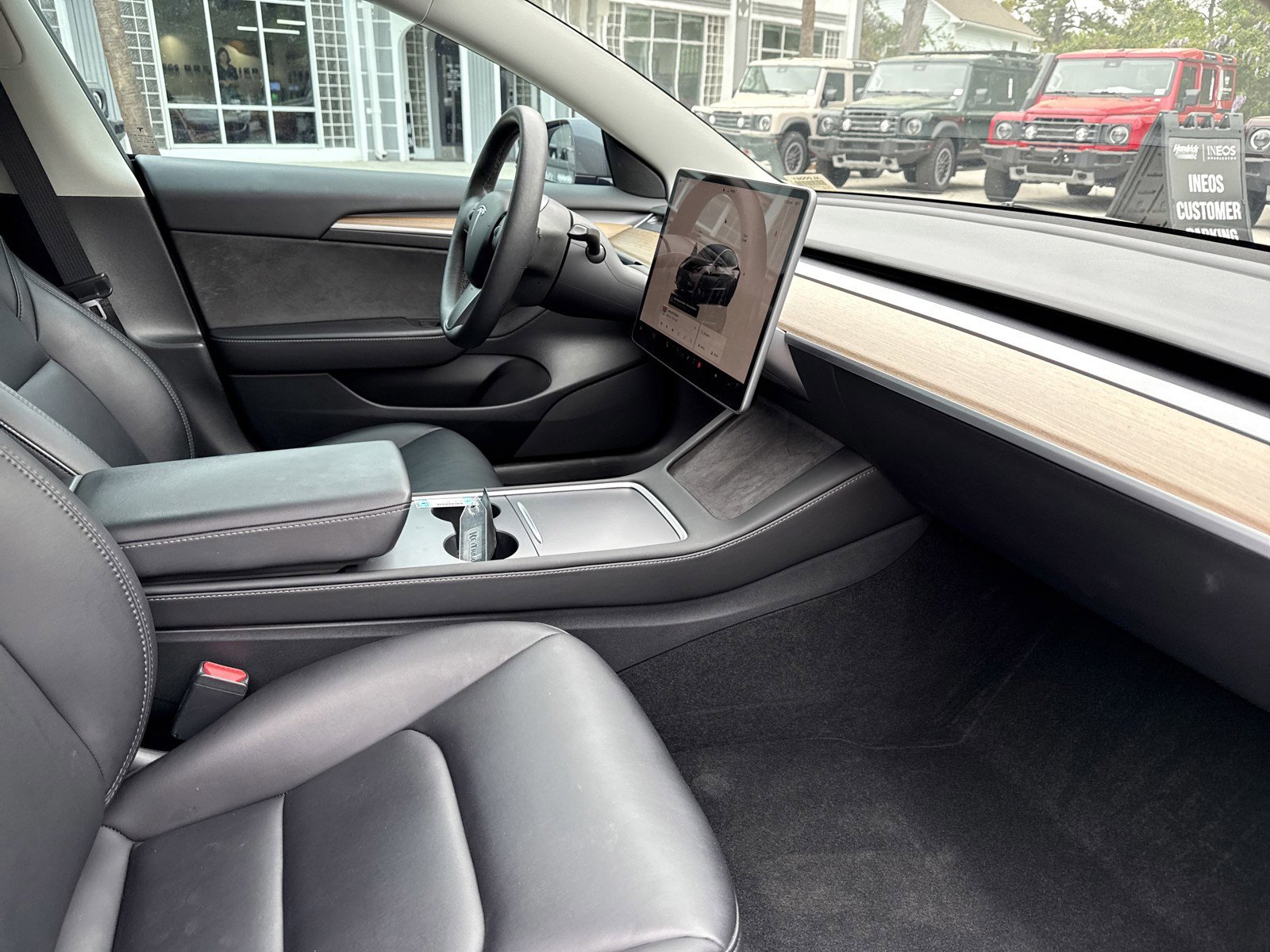 Used 2023 Tesla Model 3 Performance image 30