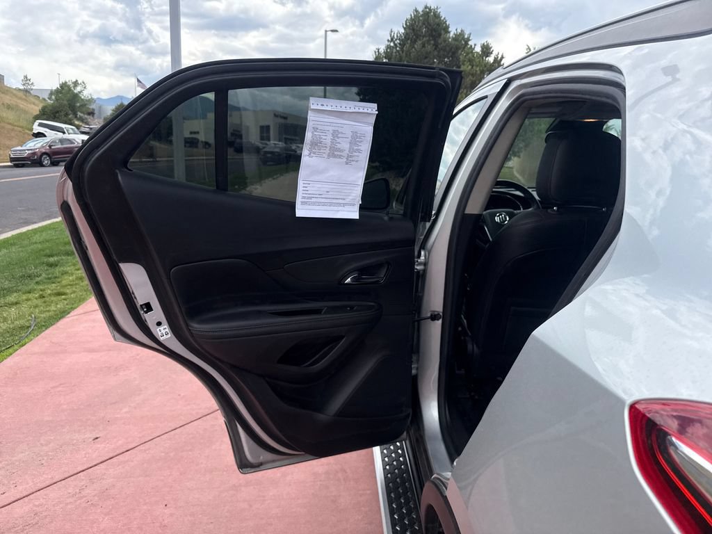 Used 2022 Buick Encore Preferred w/ Safety Package II AWD/4WD image 20