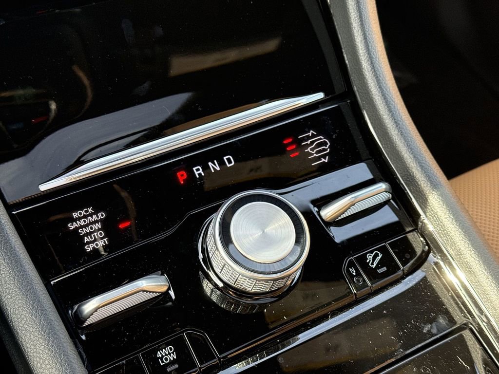 New 2025 Jeep Grand Cherokee L Summit w/ Obsidian Package image 29