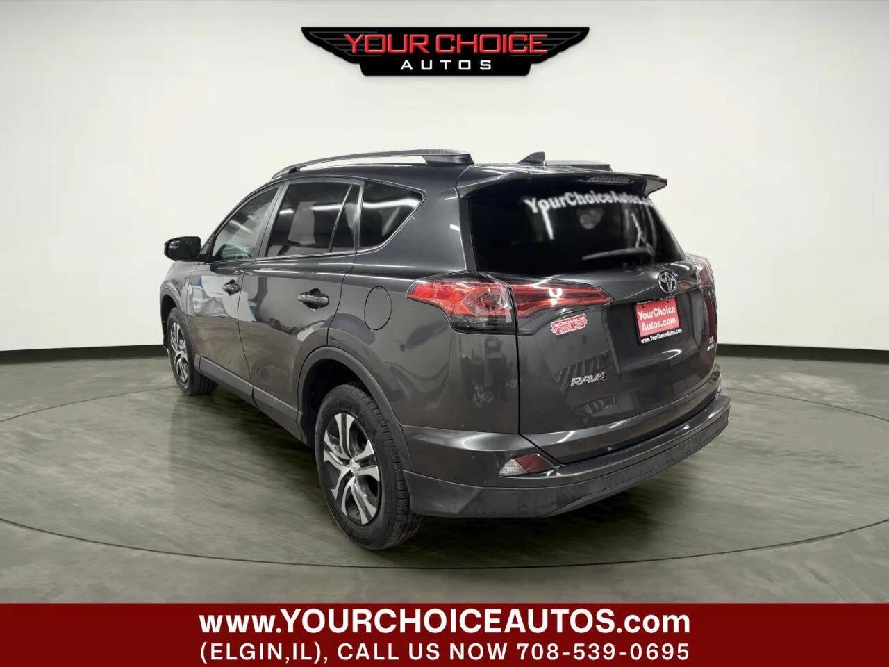 Used 2018 Toyota RAV4 LE w/ All Weather Liner Package AWD/4WD image 5
