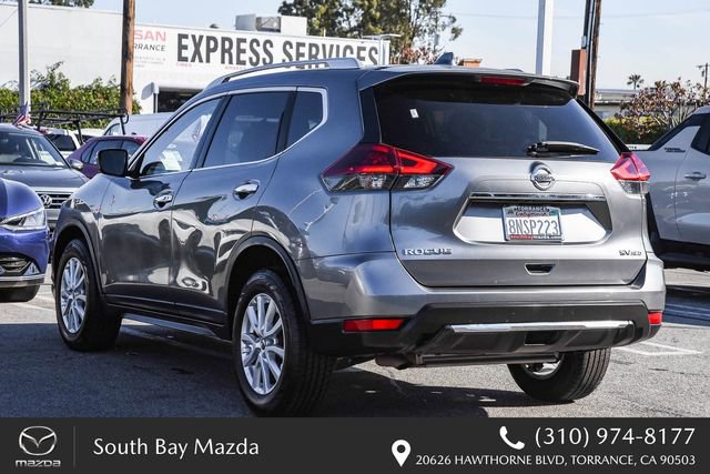 Used 2018 Nissan Rogue SV image 6
